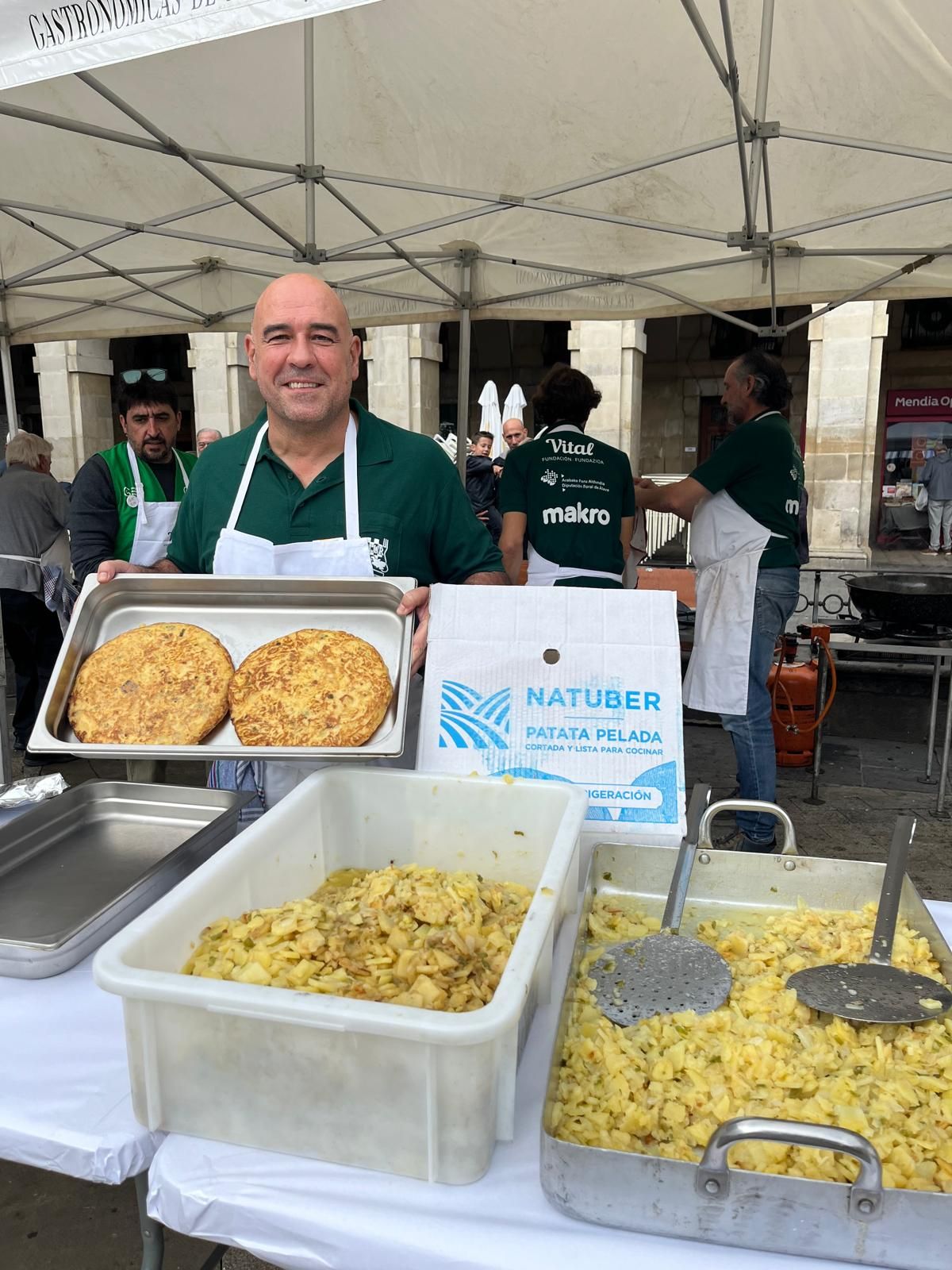 Natuber unterstützt die Krebsforschung durch rekordverdächtige Veranstaltung in Vitoria-Gasteiz