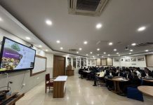 នាយកប្រតិបត្តិ HyFun លោក Soundararadjane S ចែករំលែកការយល់ដឹងជាយុទ្ធសាស្រ្តលើខ្សែសង្វាក់តម្លៃដំឡូងរបស់ប្រទេសឥណ្ឌាជាមួយនិស្សិត KSRM