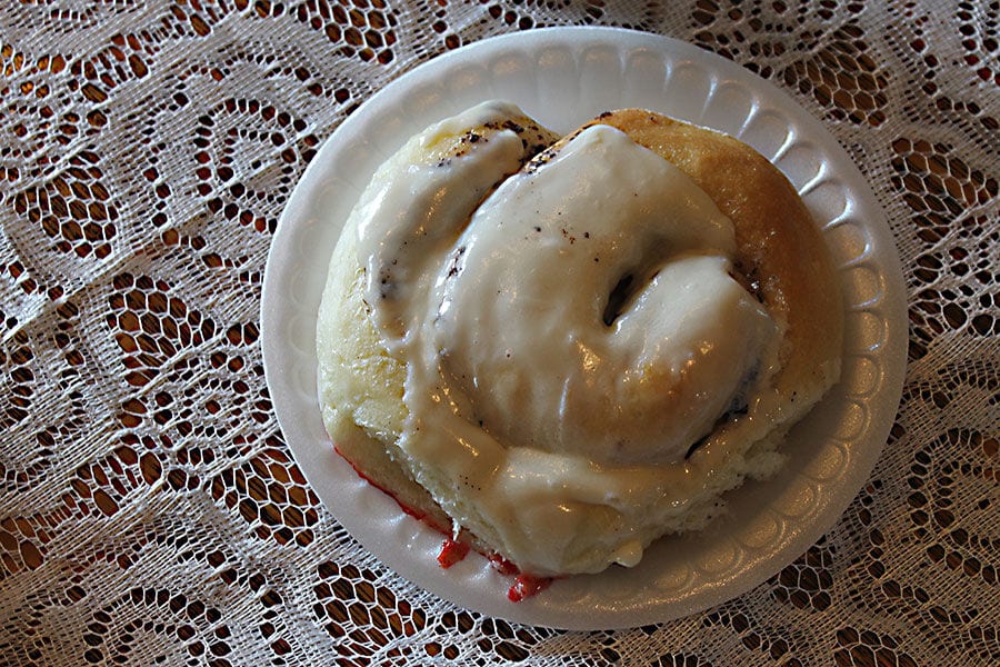 Venue serves up comfort food, ambiance on Illinois farm 4 5f6238d70d959.image
