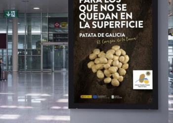 Spain: Lemon potato touted on Madrid metro 100 information murals or mupis have been placed at major stations on the transport network