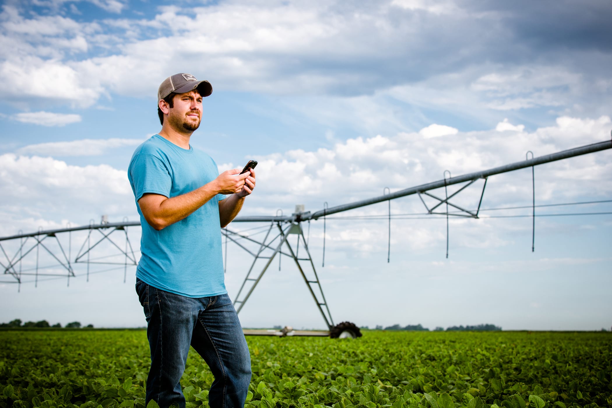 IRRIGATION: AUTONOMOUS PIVOTS 40 IRRIGATION: AUTONOMOUS PIVOTS