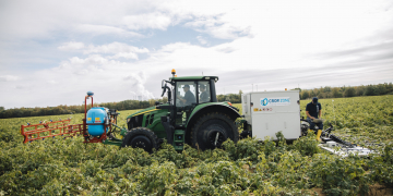 crop.zone electric weeding available in Switzerland