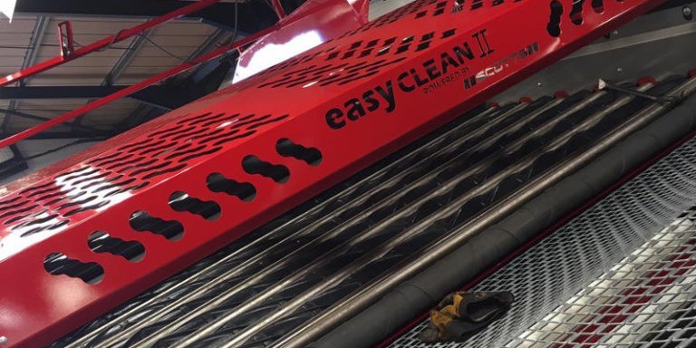 TONG ENGINEERING ПРЕДСТАВЛЯЕТ НОВУЮ МАШИНУ ДЛЯ ПЕРЕМЕЩЕНИЯ КУЛЬТУРЫ CLEANER-ПОГРУЗЧИКА
