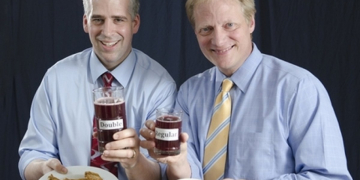 Portion size & size label affect how much we eat