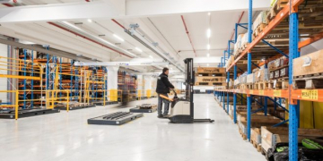 DEWULF OFFICIALLY OPENS NEW LOGISTICS CENTRE IN ROESELARE