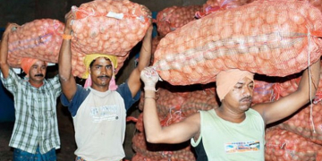 Indian State Odisha Imposes Stock Limits On Potatoes to curb prices