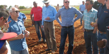 US seed potatoes stamp passports for Cuba