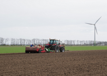 potato planter