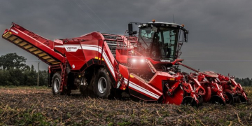 Grimme presents two new self-propelled potato harvesters at Potato Europe 2018