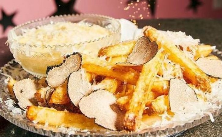 El restaurante de la ciudad de Nueva York establece el récord mundial Guinness de las papas fritas más caras