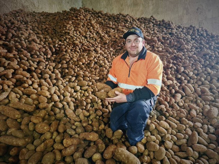 Simplot to compensate Tasmanian potato growers on the back of ‘volatile’ year 24 Simplot to compensate Tasmanian potato growers on the back of ‘volatile’ year