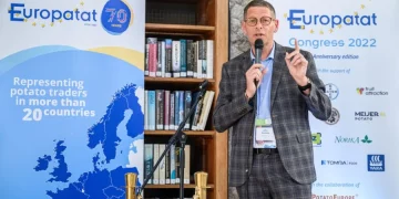 Europatat pays tribute to outgoing President Gilles Fontaine