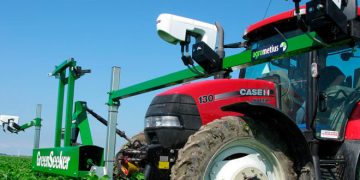 Comparison of Normalized Difference Vegetation Index (NDVI) of Potato from Greenseeker and Landsat Satellite