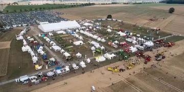 Stands filling up and tickets available!