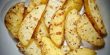 TuscanPotatoWedges: A Delicious Side Dish for Any Meal