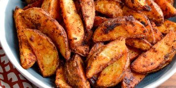 Quik’s potato wedges with skins on paprika!