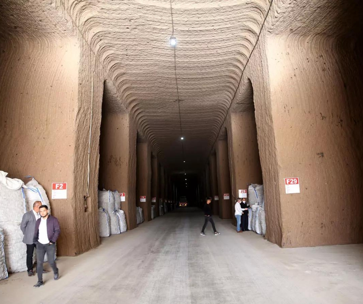 Exploring the Unique Storage of Turkish Potatoes in Cappadocia’s Rock-Cut Warehouses