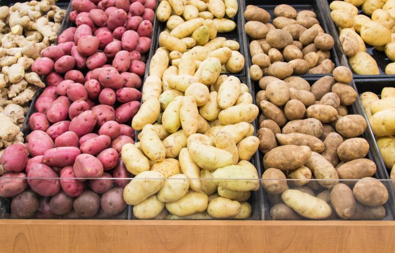 Cultivating a Nutritious Future: A Call for Diverse Potato Varieties in Rwanda 37 Cultivating a Nutritious Future: A Call for Diverse Potato Varieties in Rwanda