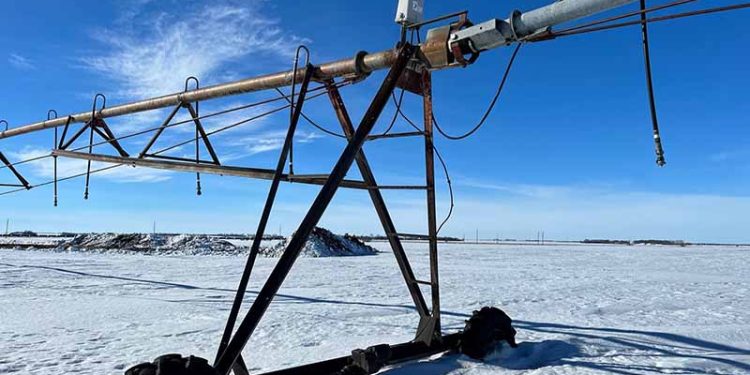 pivot irrigation system for winter