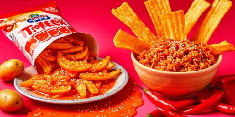 Nongshim Collaborates with Dongdaemun Yeopgi Tteokbokki to Launch Potato Chips in Yeop-tteok Rosé Flavor