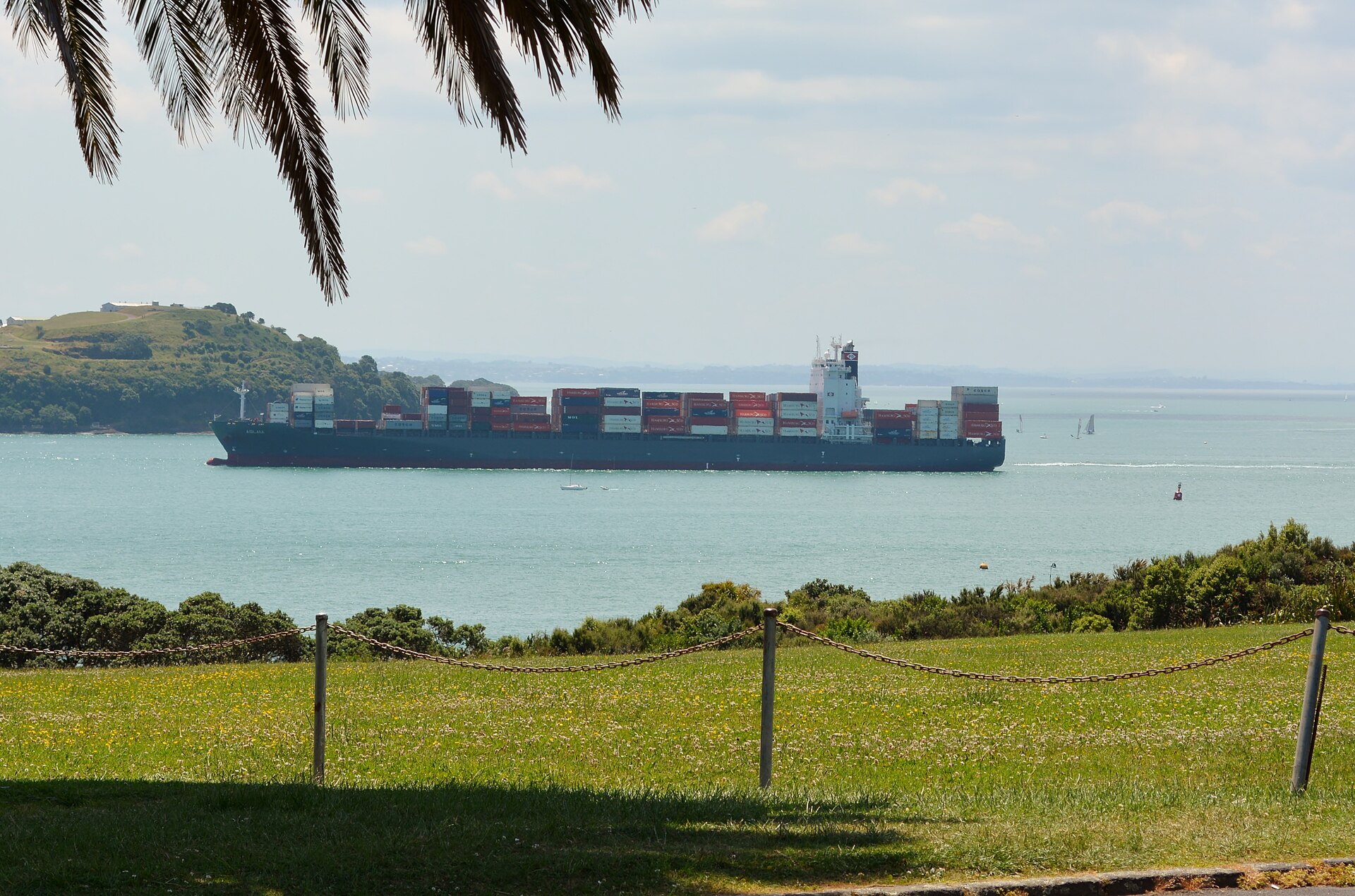 New Zealand: First Container of Potatoes Shipped to Taiwan After Market Access 1 A container ship entering the port of Auckland, New Zealand