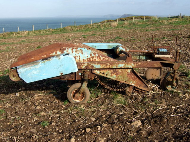 Potato harvesting machine, illustrative photo