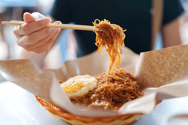 Boosting Vermicelli’s Nutritional Value: The Role of Orange-Fleshed Sweet Potato Powder 17 Boosting Vermicelli’s Nutritional Value: The Role of Orange-Fleshed Sweet Potato Powder