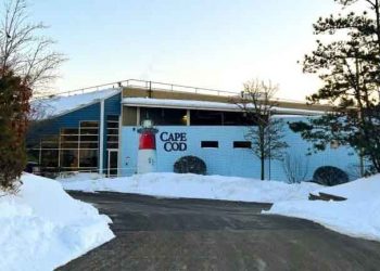 End of an Era: Beloved Cape Cod Potato Chips Factory in Hyannis to Close After 40 Years