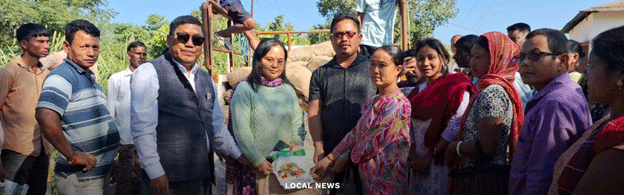शेतकऱ्यांचे सक्षमीकरण: अंबासा येथे उच्च-गुणवत्तेच्या बियाण्यांचे वितरण